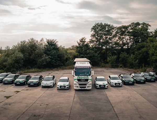 Fahrschule Pegasus - Unsere Fahrzeuge